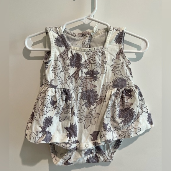 Kate Quinn summer lot - Picture 8 of 9